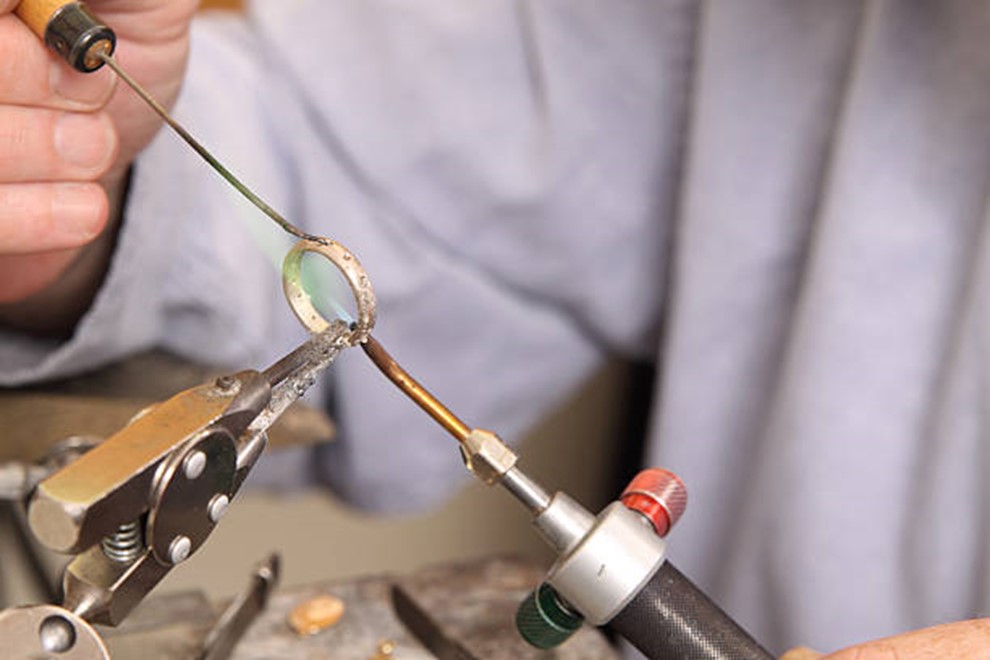 On-Site Expert Jewelry Repair